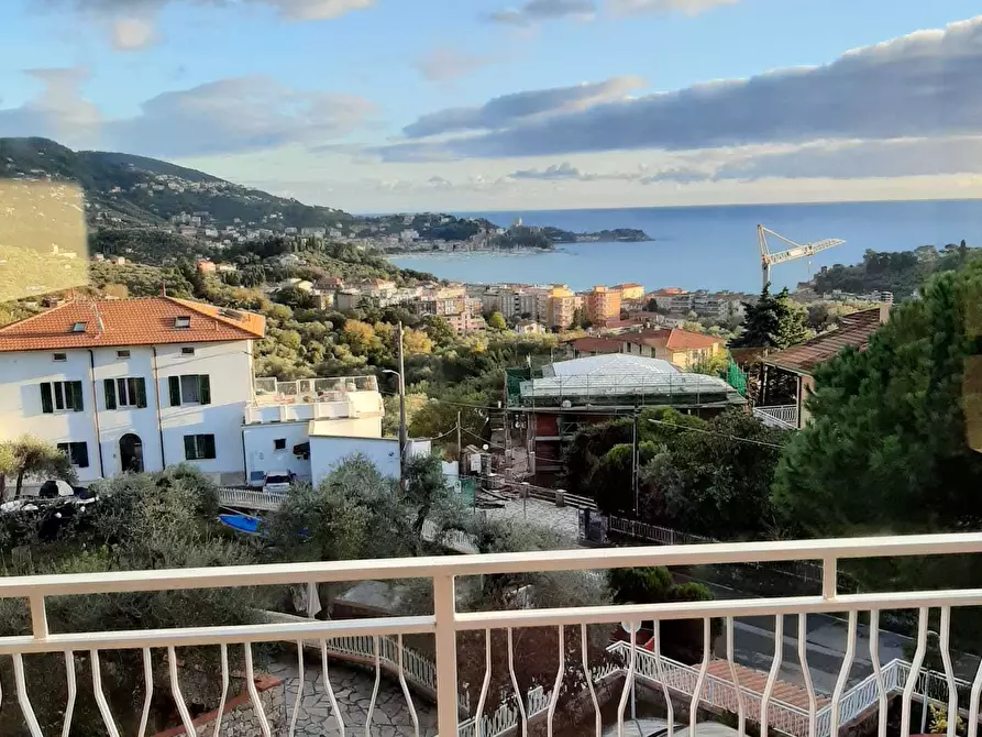 Immagine 2 di Appartamento in affitto  in tre strade a Lerici