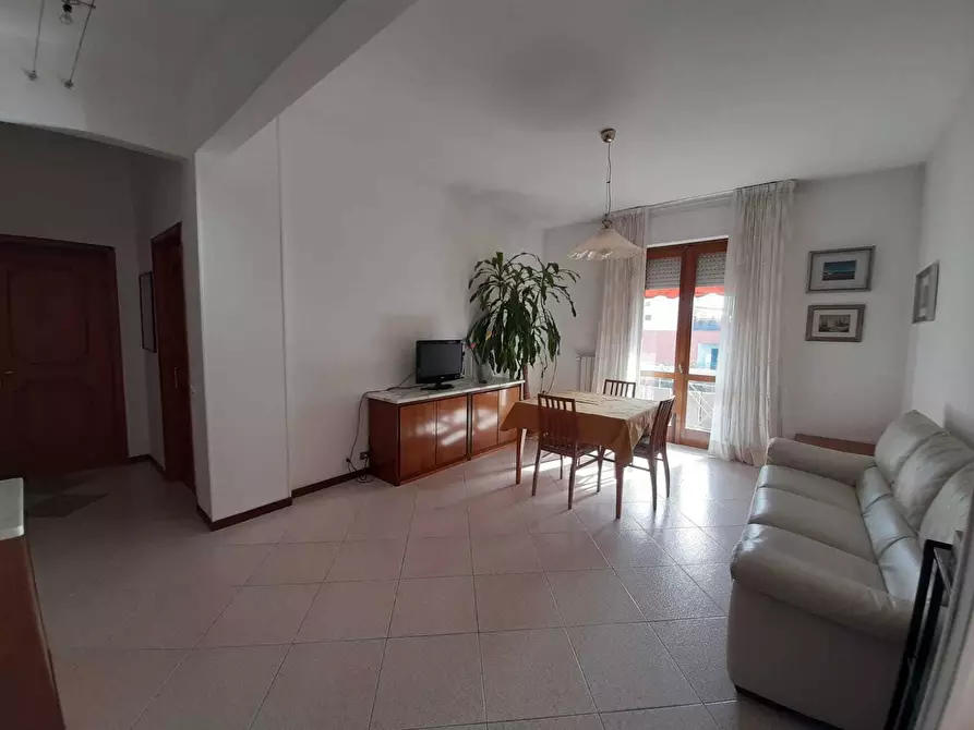 Immagine 16 di Appartamento in affitto  in Via Brigata Partigiana Ugo Muccini a Sarzana