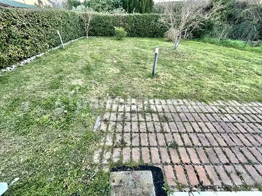 Immagine 21 di Villetta a schiera in vendita  in Via Pecorina a Sarzana