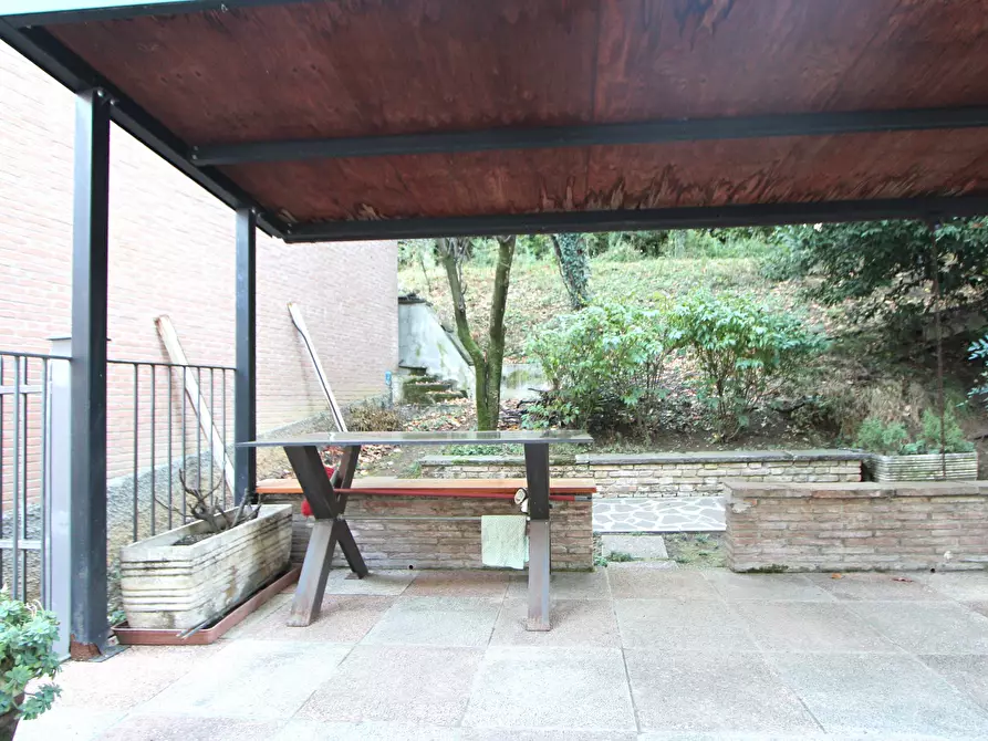 Immagine 27 di Appartamento in vendita  in Via G. Matteotti a Valsamoggia