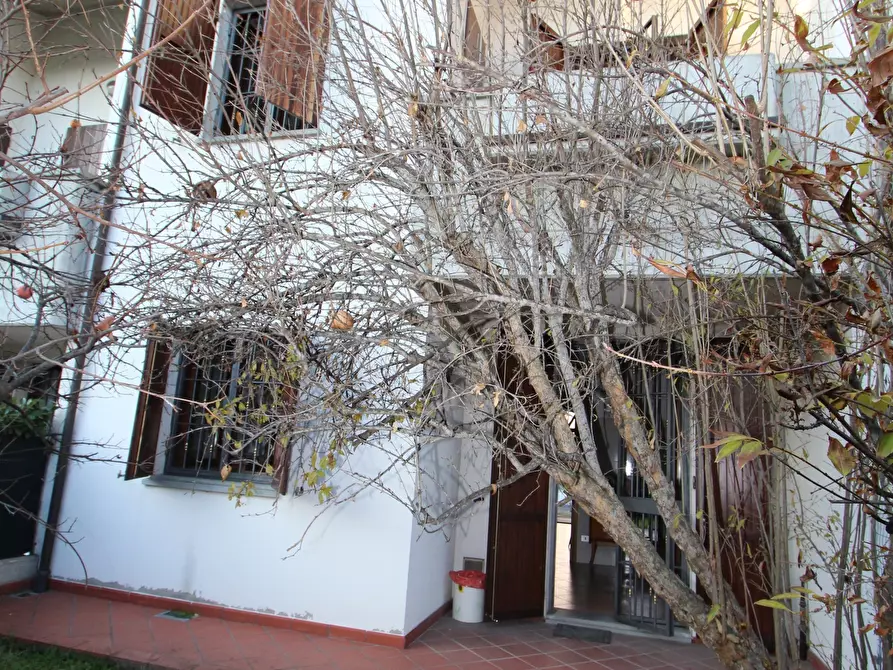 Immagine 19 di Villetta a schiera in vendita  in Via Pietro Nenni 26 a Valsamoggia