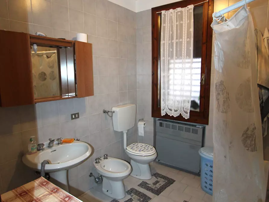 Immagine 14 di Appartamento in vendita  in Via A. Zanasi a Valsamoggia