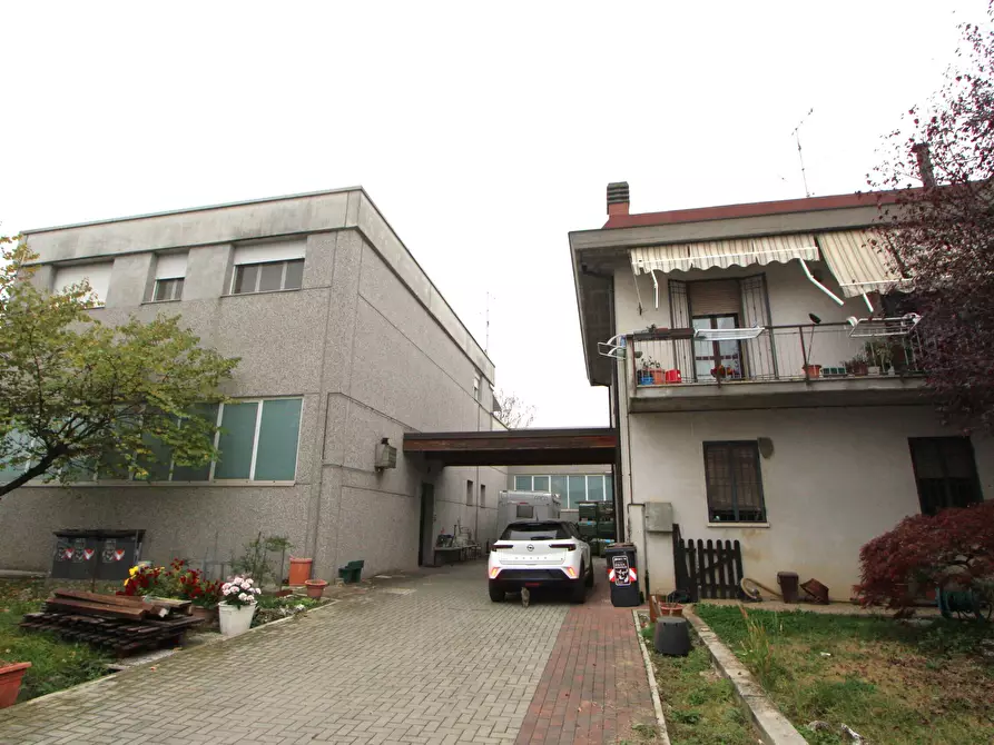 Immagine 20 di Casa indipendente in vendita  in Via Provinciale Est a Valsamoggia