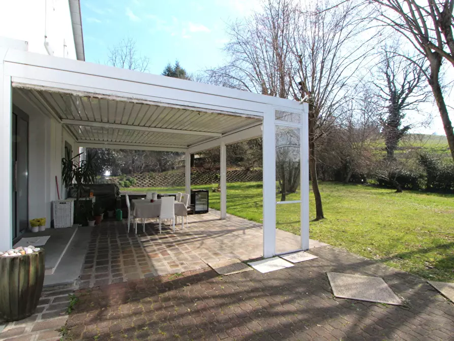 Immagine 43 di Villa in vendita  in SP76 17 a Valsamoggia