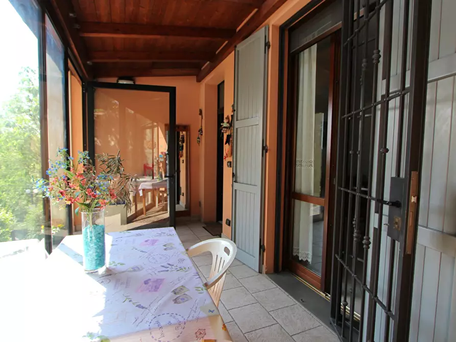 Immagine 1 di Appartamento in vendita  in Via E. Carnevali 79 a Valsamoggia
