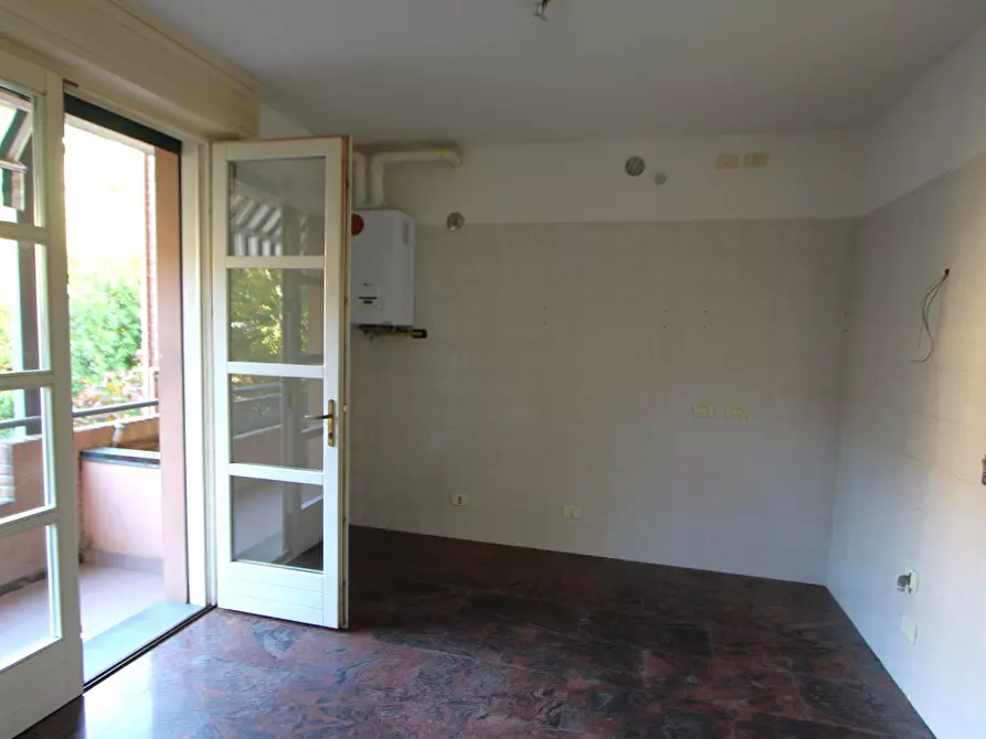 Immagine 8 di Appartamento in vendita  in Viale dell'Indipendenza a Valsamoggia