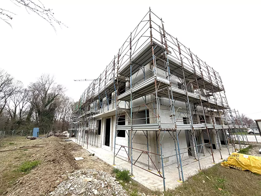 Immagine 23 di Appartamento in vendita  in Via Calzolara a Valsamoggia