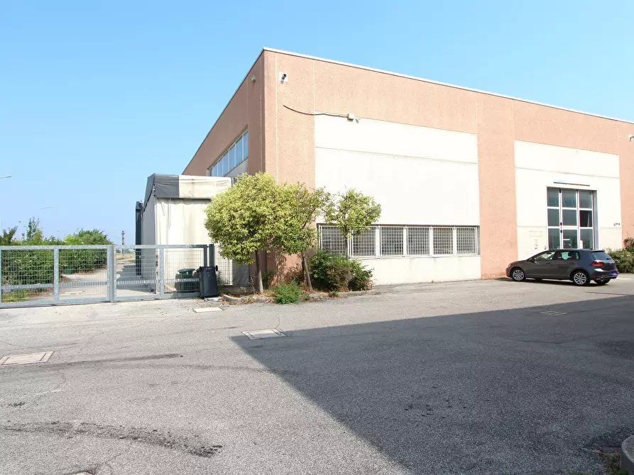 Immagine 10 di Capannone industriale in vendita  in Via Lunga a Valsamoggia