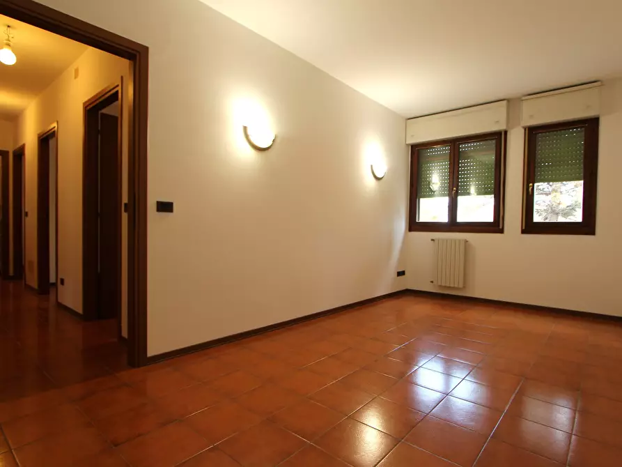Immagine 21 di Appartamento in vendita  in Via Ugo la Malfa 15 a Valsamoggia