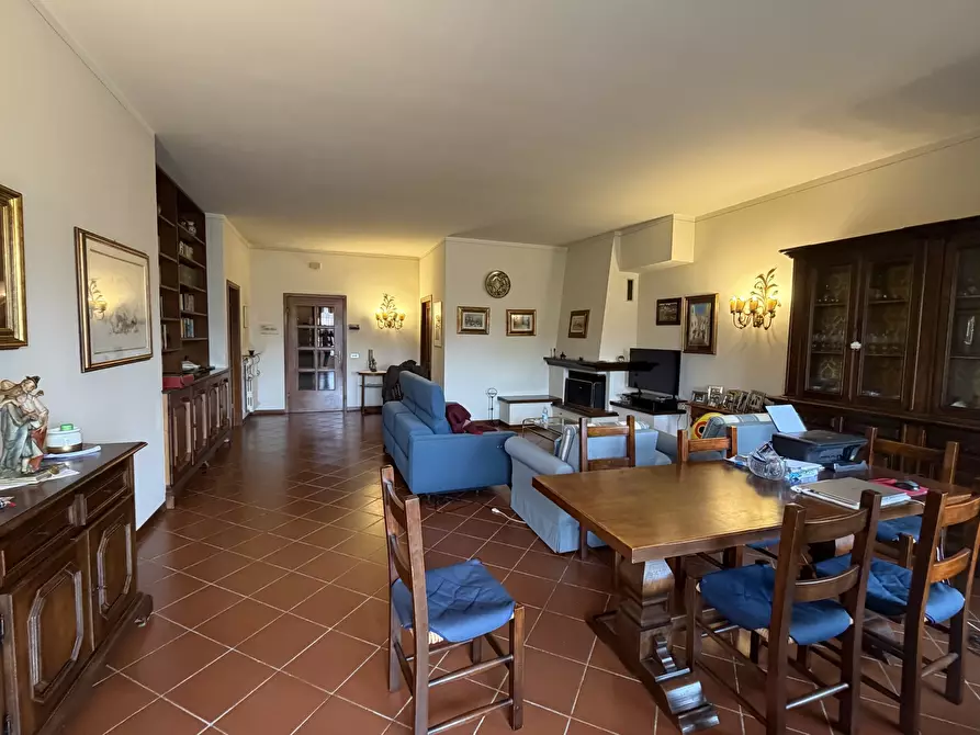 Immagine 4 di Porzione di casa in vendita  a Valsamoggia