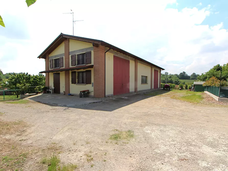 Immagine 18 di Terreno agricolo in vendita  in Via San Francesco a Valsamoggia