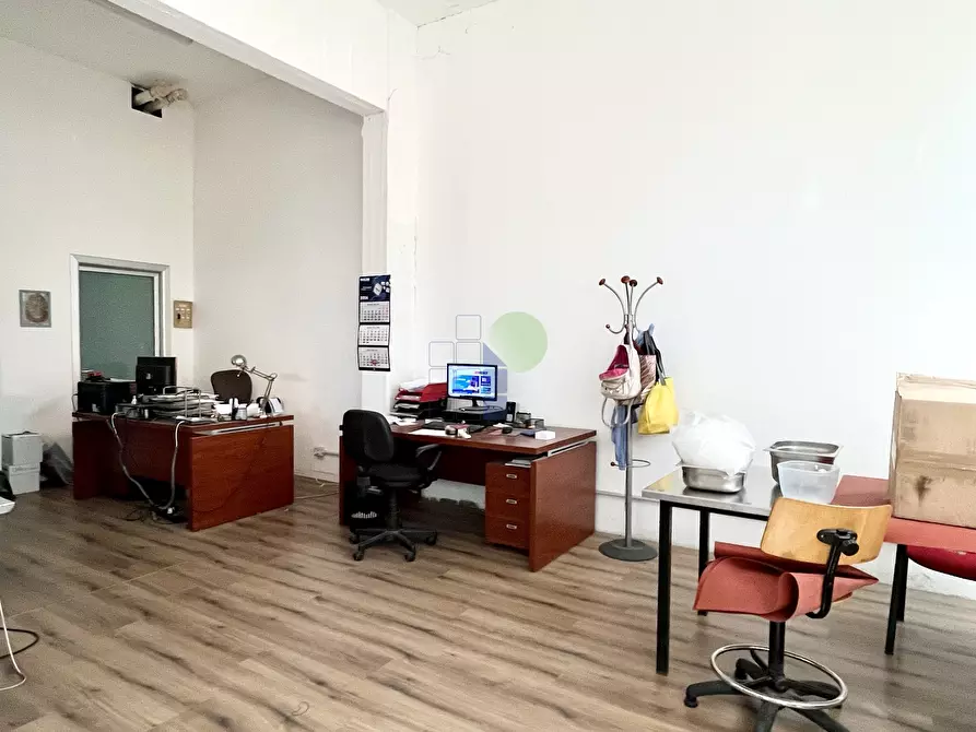 Immagine 12 di Attività artigianale in vendita  in Via Aurelio Nicolodi 46 a Livorno