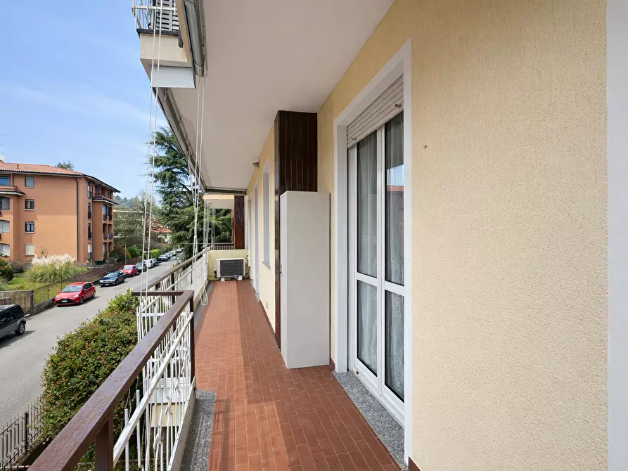 Immagine 8 di Bilocale in affitto  in Via XXIV Maggio 1 a Arona