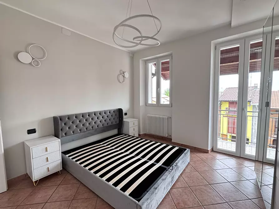 Immagine 8 di Trilocale in vendita  in Via Grigioni a Arona