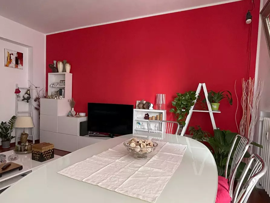 Immagine 3 di Trilocale in vendita  in Via XX Settembre 1 a Arona