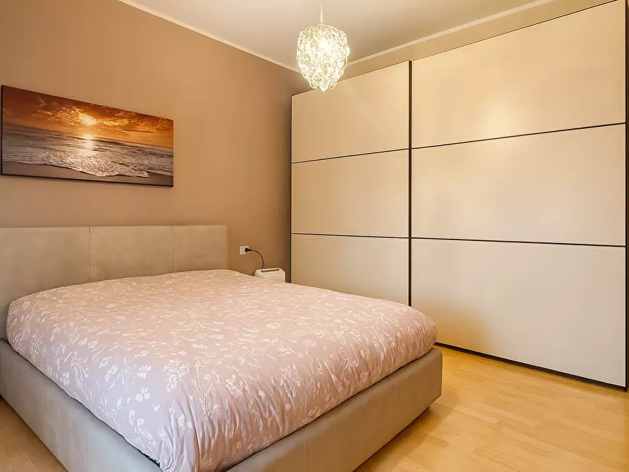 Immagine 9 di Trilocale in vendita  in Via Mottarone 1 a Arona