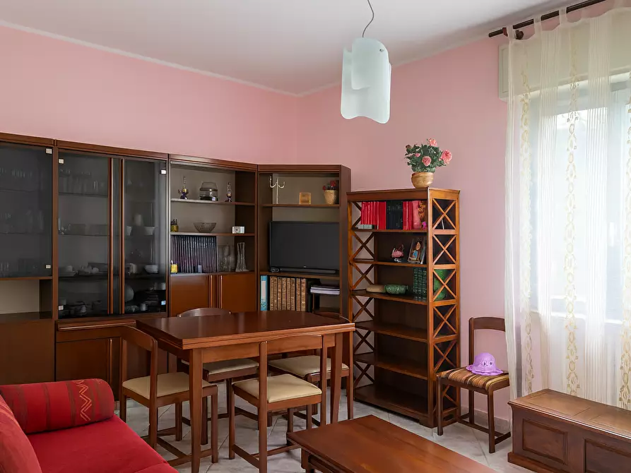 Immagine 7 di Bilocale in vendita  in Via Venezia a Dormelletto