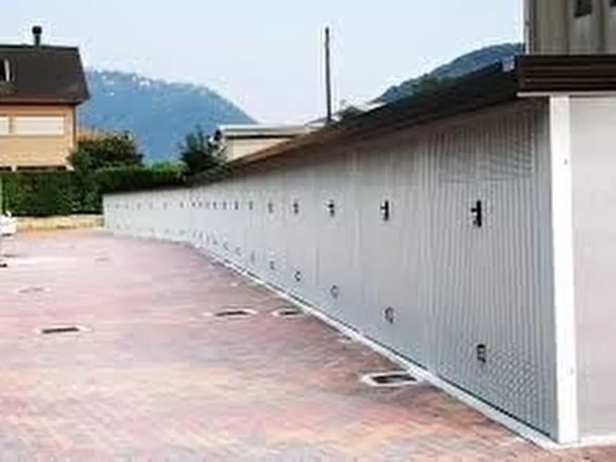 Immagine 1 di Garage in vendita  in Via Antonio Gramsci 1 a Briga Novarese