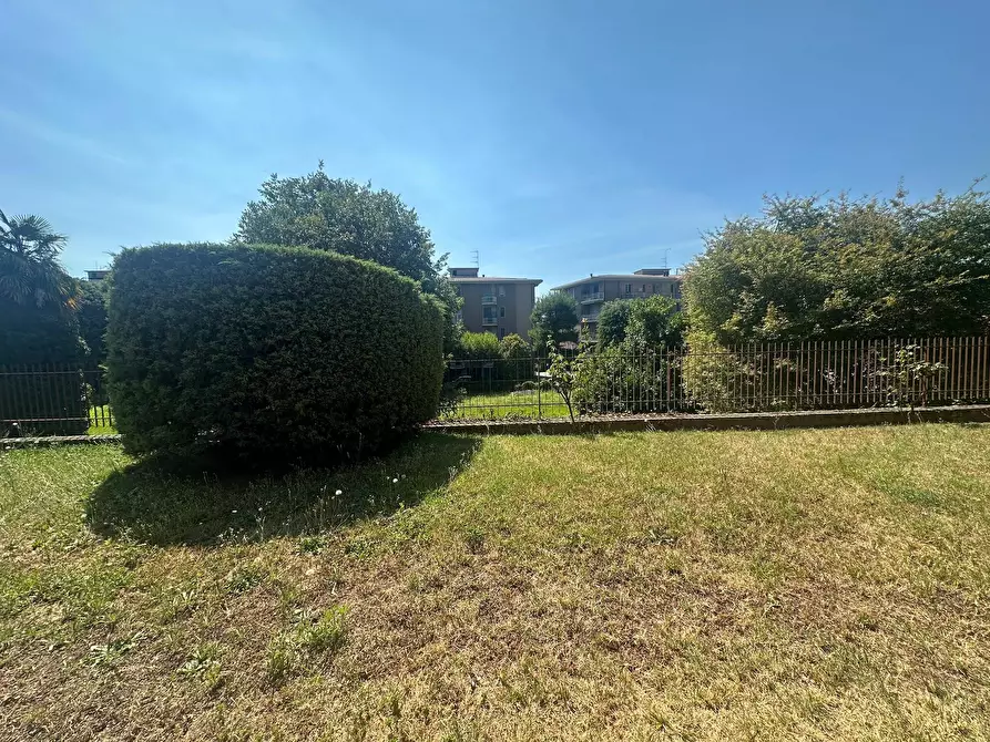 Immagine 27 di Trilocale in vendita  in Via Vignetta 6 a Arona