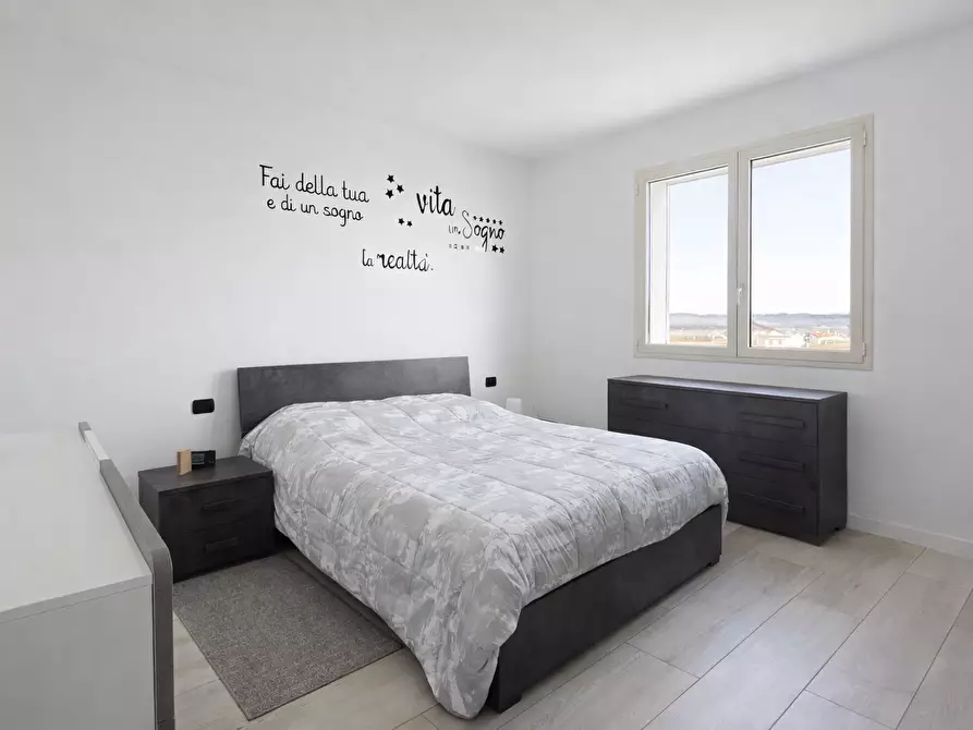 Immagine 11 di Trilocale in affitto  a Borgomanero