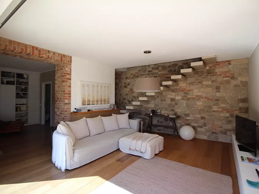 Immagine 25 di Rustico / casale in vendita  in Via Lanca 1 a Oleggio