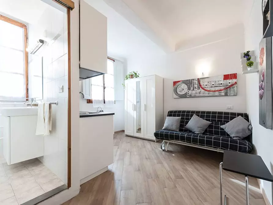 Immagine 2 di Monolocale in vendita  in Via dei Canacci a Firenze