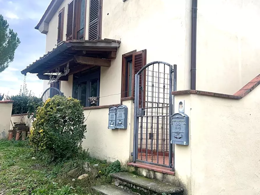 Immagine 15 di Trilocale in vendita  in Via Canto alle Gracchie a Scandicci