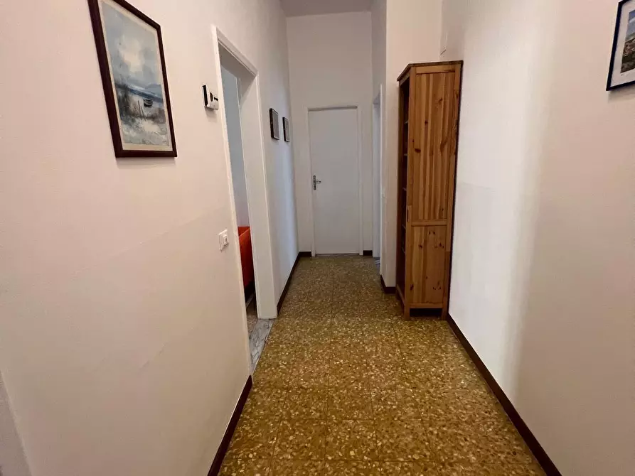 Immagine 15 di Trilocale in vendita  a Firenze