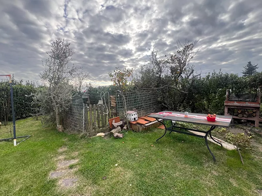 Immagine 15 di Pentalocale in vendita  in Via Canto alle Gracchie a Scandicci