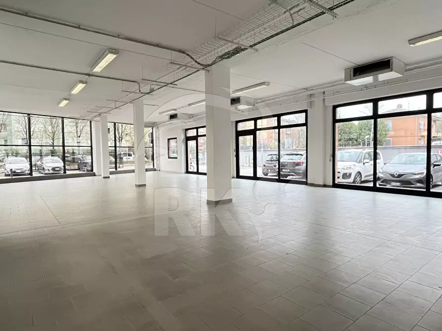 Immagine 1 di Laboratorio in affitto  in via gobetti 52 a Bologna