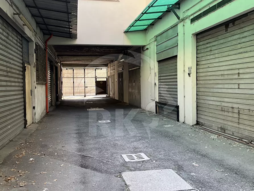 Immagine 5 di Garage in affitto  in via del rondone 1 a Bologna