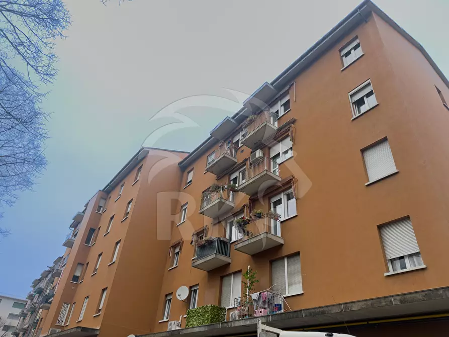 Immagine 7 di Bilocale in vendita  in Via Reggio Emilia 6 a Bologna