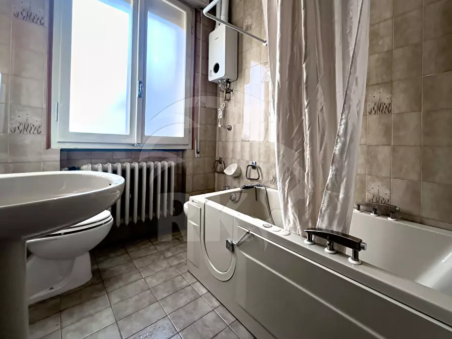 Immagine 16 di Appartamento in affitto  in via Gracchi 4 a Bologna