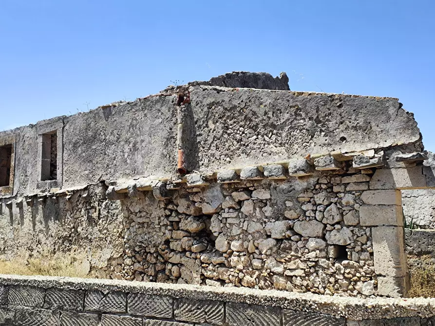 Immagine 3 di Terreno industriale in vendita  in Strada Capo Murro di Porco 234 a Siracusa