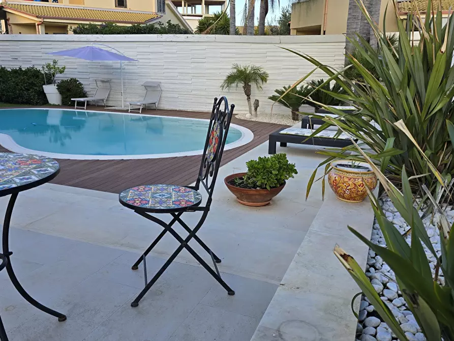 Immagine 6 di Villa in vendita  in Via Monti Nebrodi 64 a Siracusa