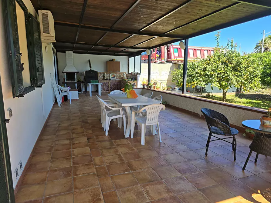 Immagine 26 di Villa in vendita  in lido di noto a Noto