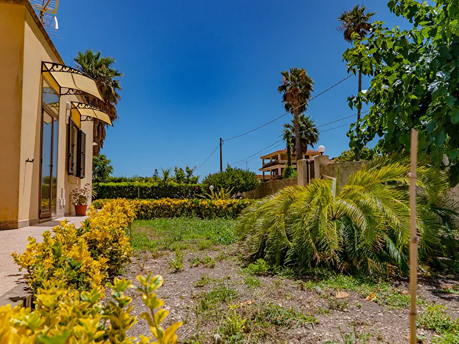 Immagine 50 di Villa in vendita  in Via Olindo Marinelli 66 a Siracusa