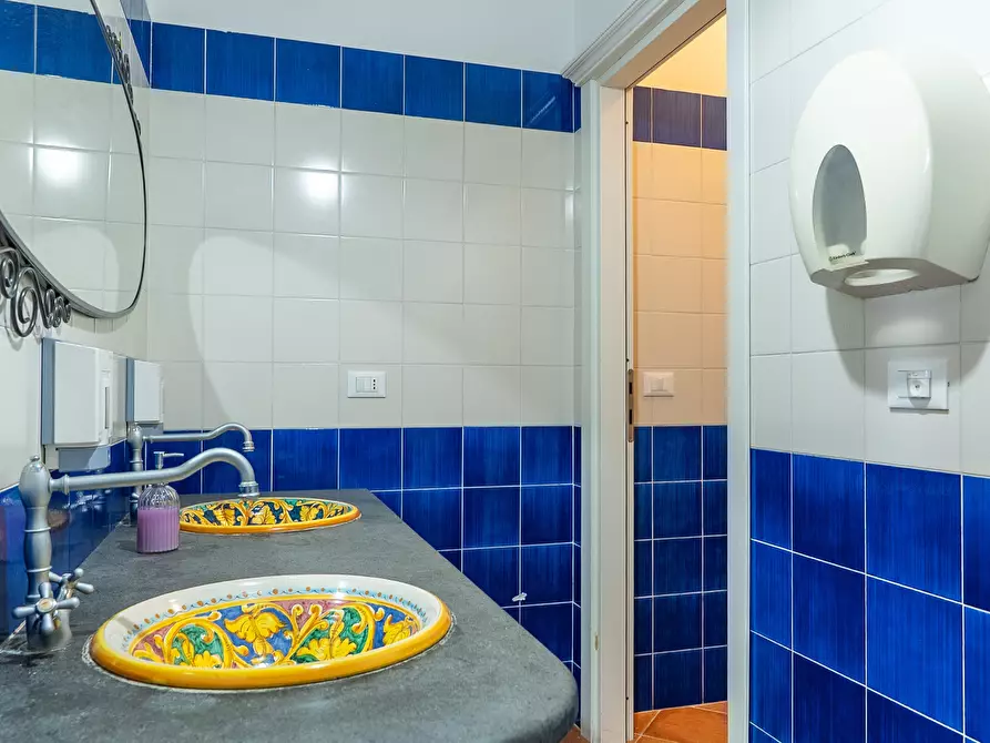 Immagine 49 di Villa in vendita  in Via Priamo 10 a Siracusa