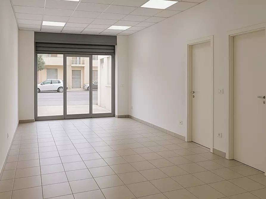 Immagine 7 di Locale commerciale in vendita  in Via Dalmazia 40 a Siracusa