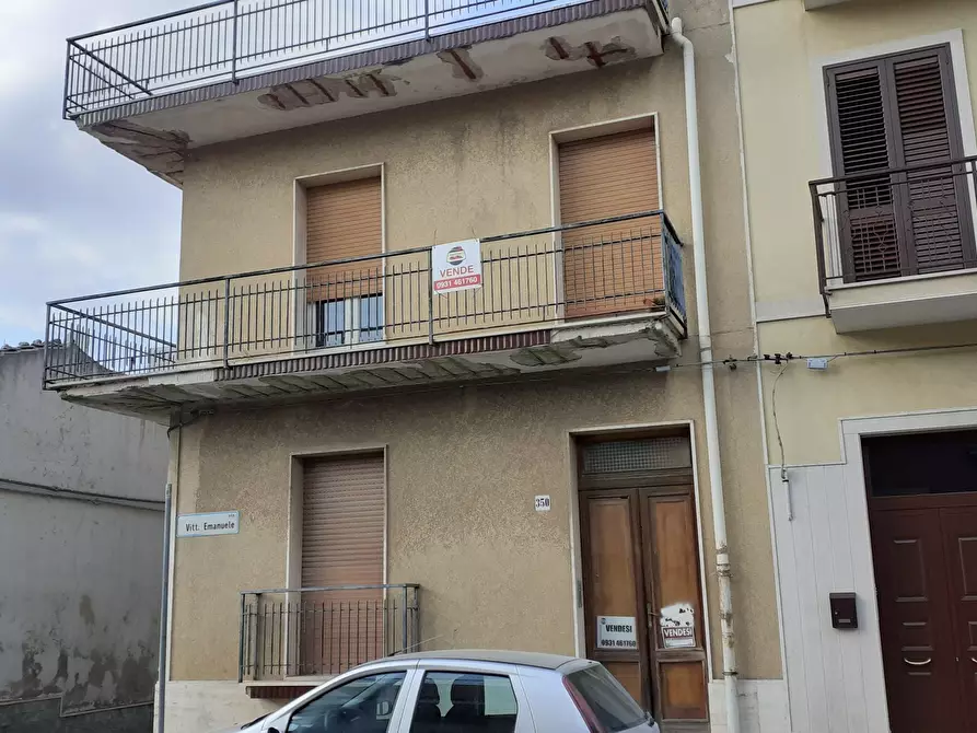 Immagine 1 di Appartamento in vendita  in Via Vittorio Emanuele III 374 a Canicattini Bagni