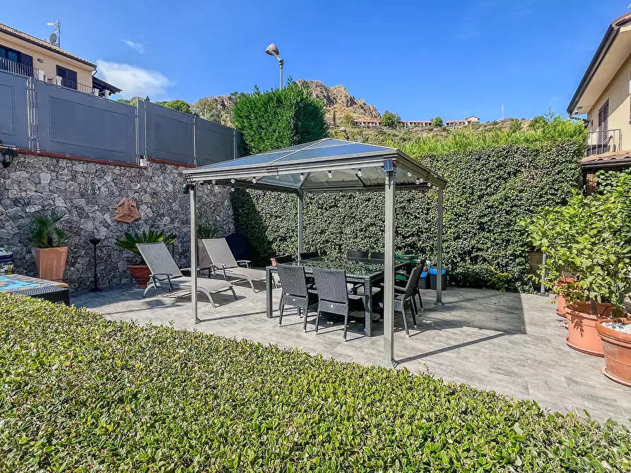 Immagine 25 di Villa in vendita  in Contrada Mastrissa a Taormina