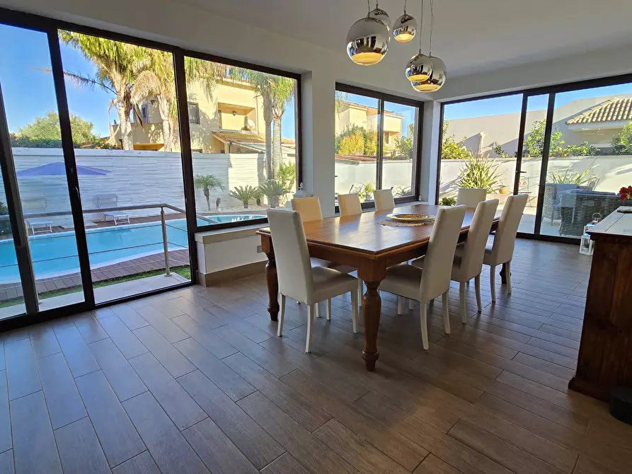 Immagine 8 di Villa in vendita  in Via Monti Nebrodi 64 a Siracusa