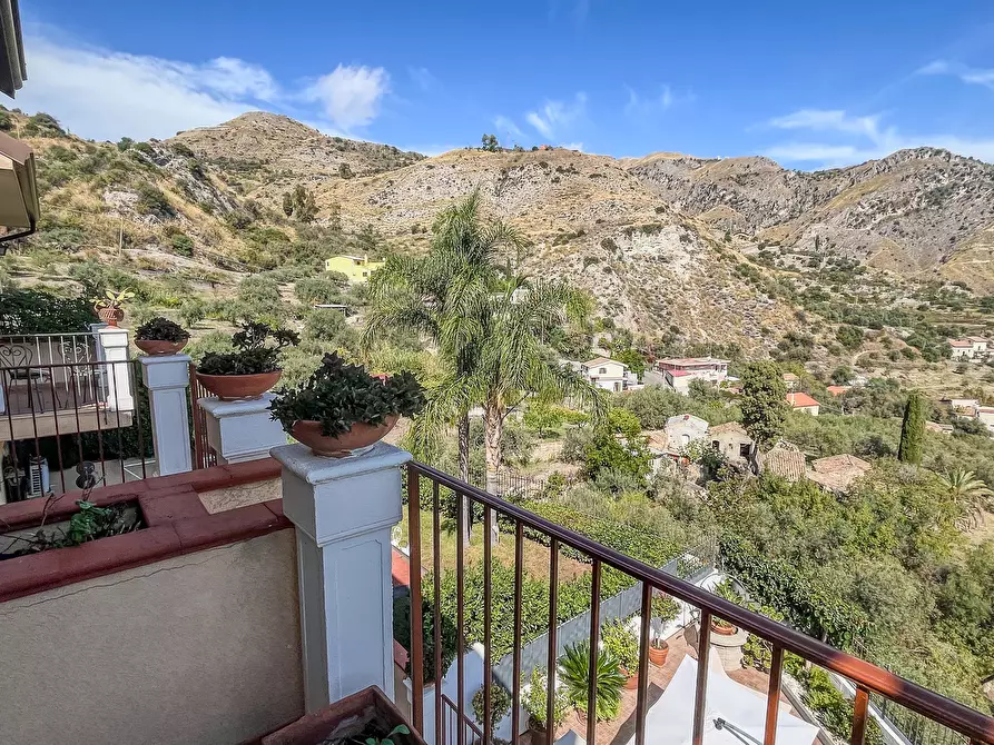 Immagine 58 di Villa in vendita  in Contrada Mastrissa a Taormina