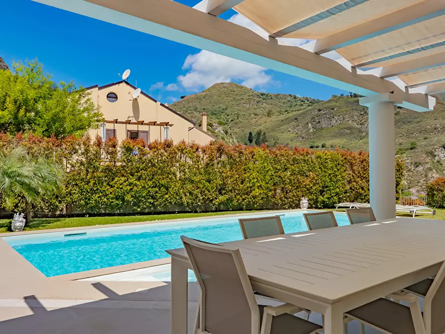 Immagine 4 di Villa in vendita  in Contrada Mastrissa a Taormina