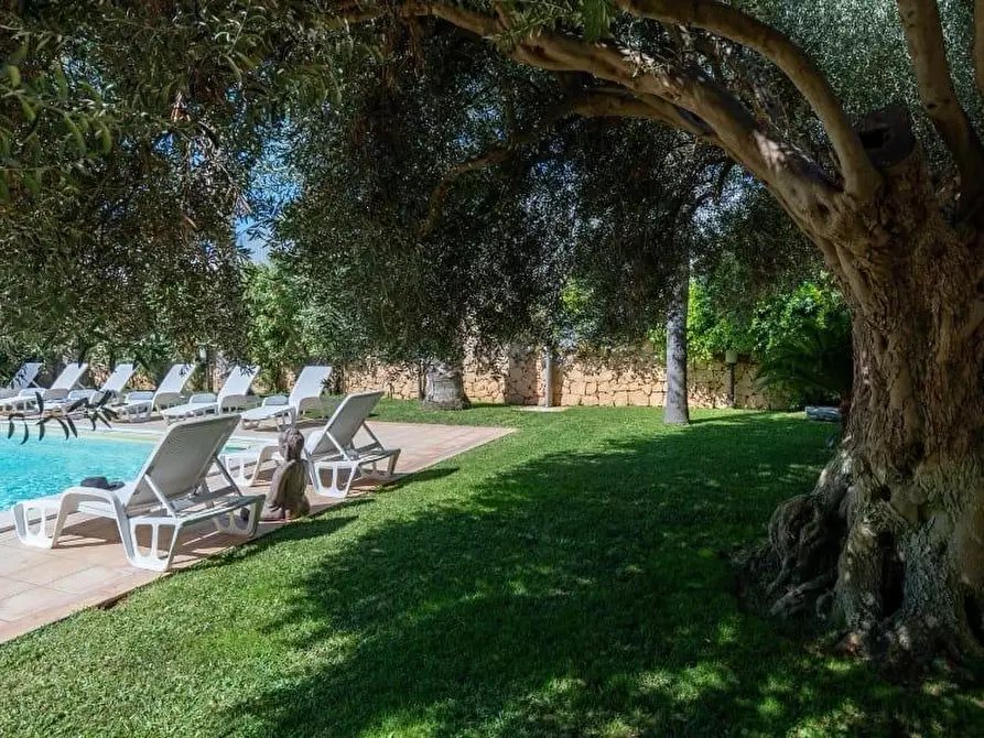 Immagine 21 di Villa in vendita  in Viale delle Rose 41 a Scicli