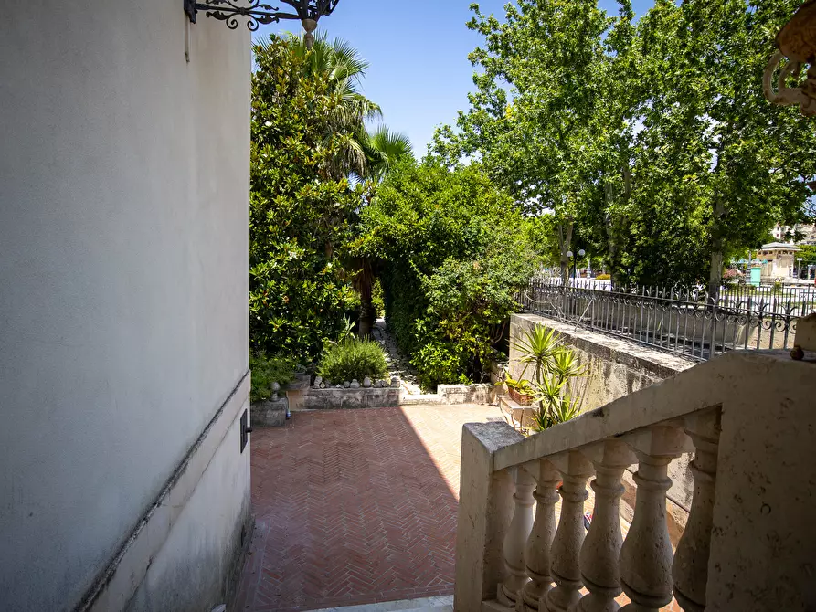 Immagine 19 di Albergo/B&B/Residence in vendita  in Via pola 2 a Noto