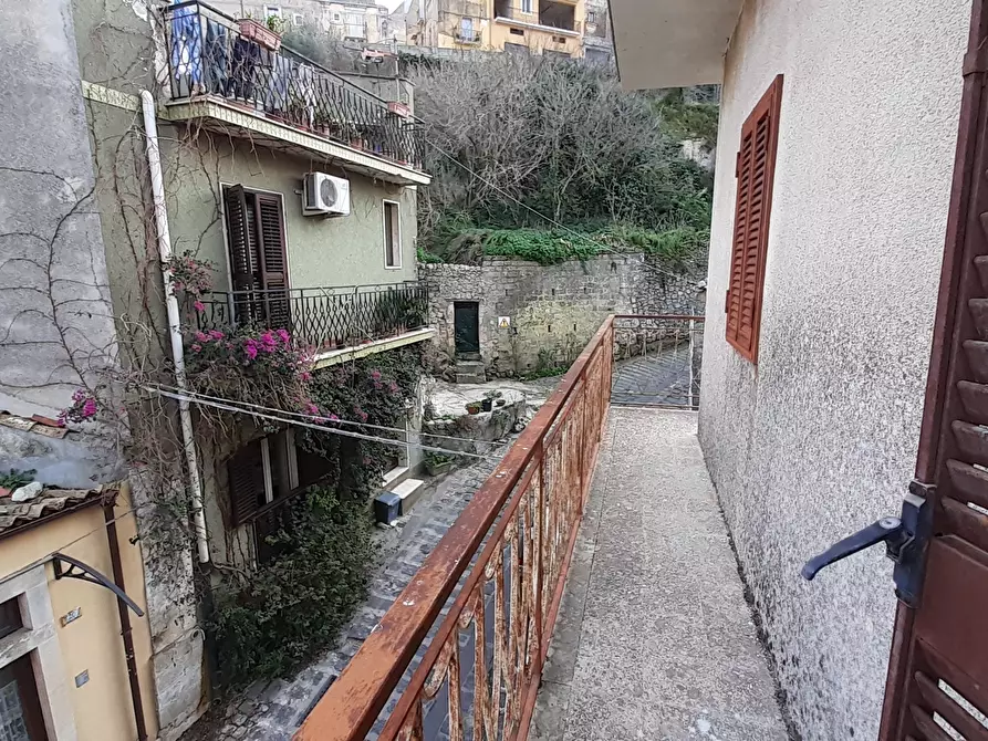 Immagine 12 di Casa indipendente in vendita  in Via Scalilli 2121 a Palazzolo Acreide