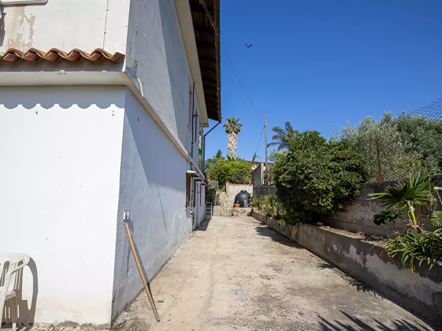 Immagine 26 di Villa in vendita  in Via delle Fornaci a Siracusa
