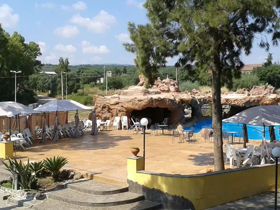 Immagine 3 di Villa in vendita  in Contrada Cozzarelli 52 a Siracusa