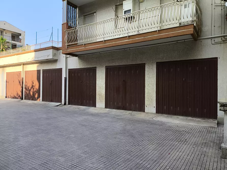 Immagine 15 di Appartamento in vendita  in Via Corsica 3 a Siracusa